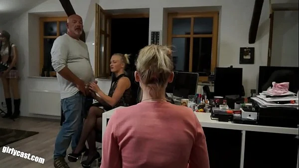 Lia & Kathi - The fucking job interview