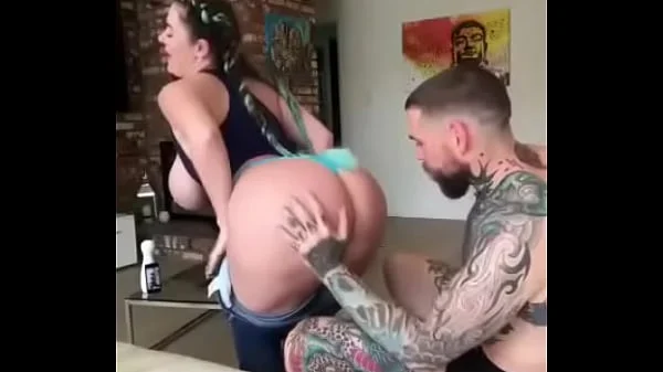 rica culona y tetona