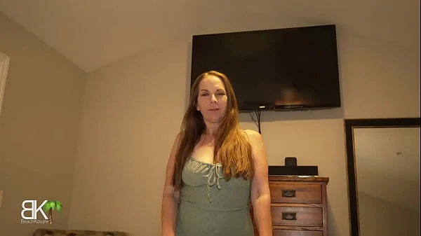 Sharing a Bed With My Hot StepMom Big Ass Milf