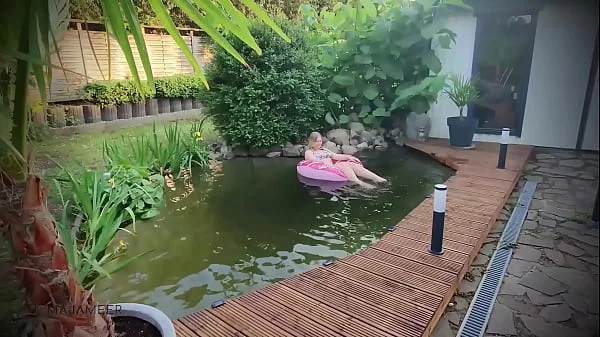 Hot Fuck with Creampie on the pond!   SQUIRT!!