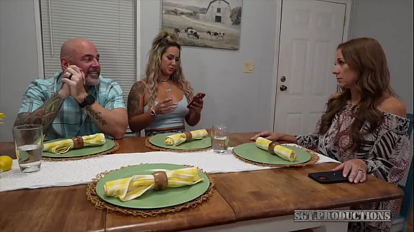 Stepdaughter gives StepDaddy some table action while Stepmom is out