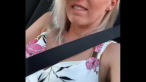 OMG! Secretly fingered to orgasm in the taxi.