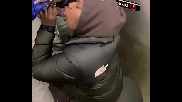 PUBLIC 11INCH BBC SUCKED FAST ON SUBWAY