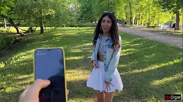 Girlfriend gets orgasms in a public park and I control it with a toy from Flirtwithsb