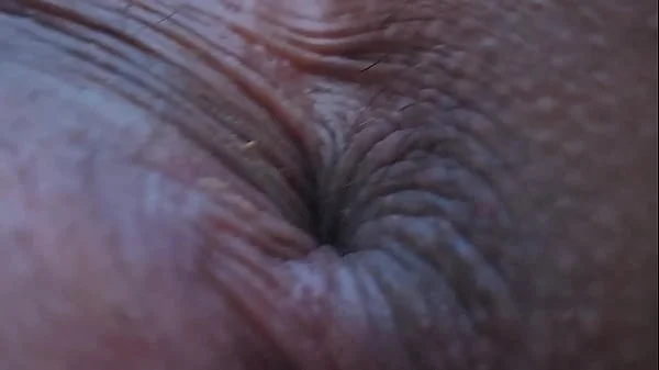Depois de ver esse cúzinho dela, nunca mais parei de pensar nisso !