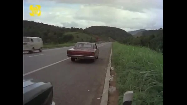 Duas Estranhas Mulheres (1981)