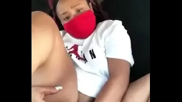 Mzansi girl masturbates in a car