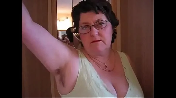 Mistress Sue Pees in Toilet