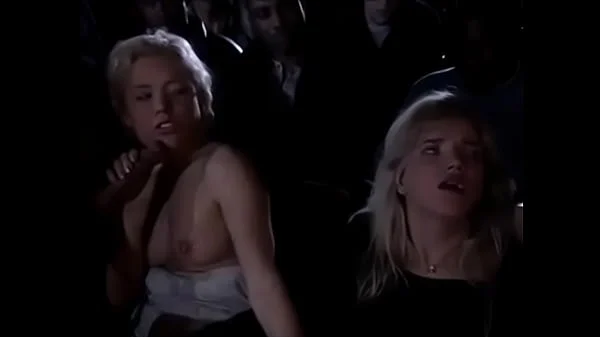 gangbang au cinema