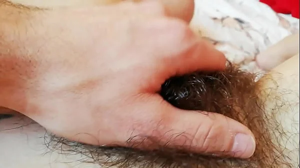 Hairy pussy fucking and cumshot close up amateur couple big clit girl