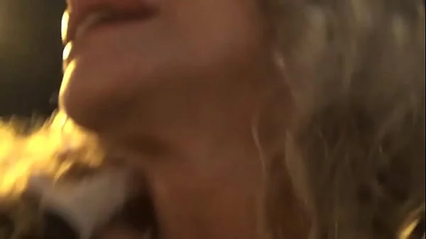 Vanesa shows her BIG TITS IN THE MIDDLE OF THE STREET
